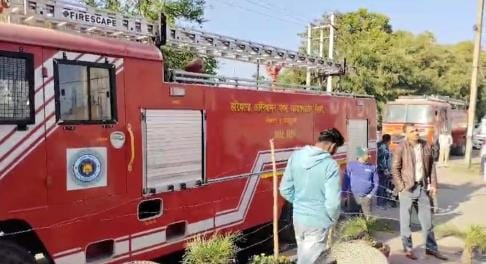 district fire station is also facing a shortage of manpower 54 lakh population is dependent on 12 vehicles