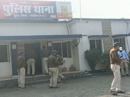 Self-help group women were cheated,Case registered against three employees of finance company