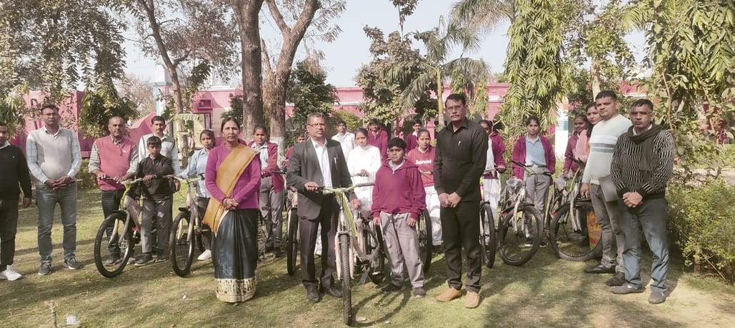 Bicycles given to 23 students in the ceremony