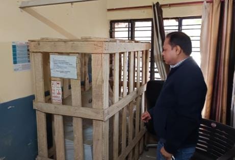 System is sick: Machines worth Rs 51 lakh installed in three CHCs but no X-ray