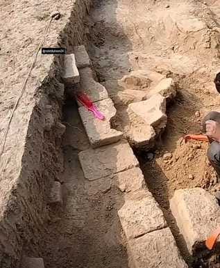 Brick walls were seen on Kurdi mound