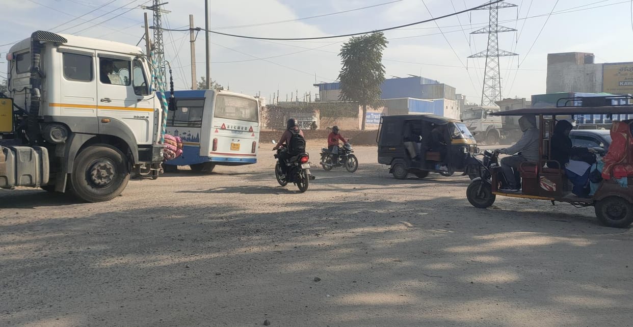 Traffic lights have been closed at Rawaldhi Chowk for three days, even the zebra crossing has not been built yet.