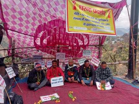 PMGSY officials accused of making statements