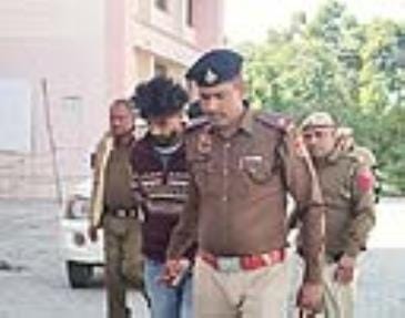 Three accused of vehicle theft on remand for two days