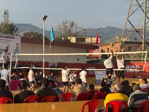 Jabali, Naihar, Kainchimod, Barmana, Panjgain, Jamthal-B, Laghat teams won the matches.