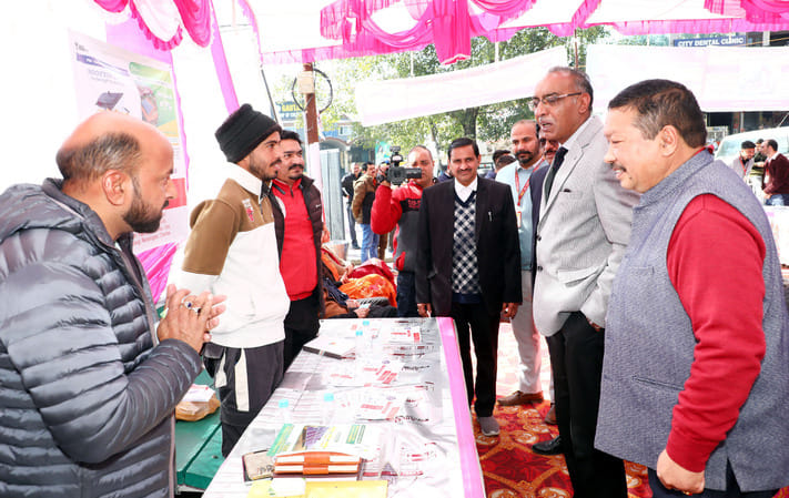 Install solar power plants on houses, get subsidy up to Rs 85 thousand