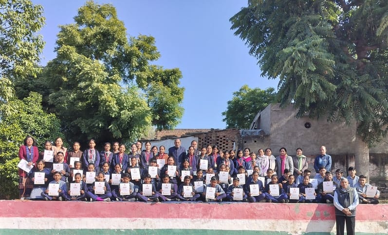 Kishan, Sarika, Sukanya and Sakshi won gold in Hindi Olympiad