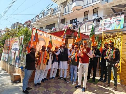 Workers celebrated BJP's victory in Delhi