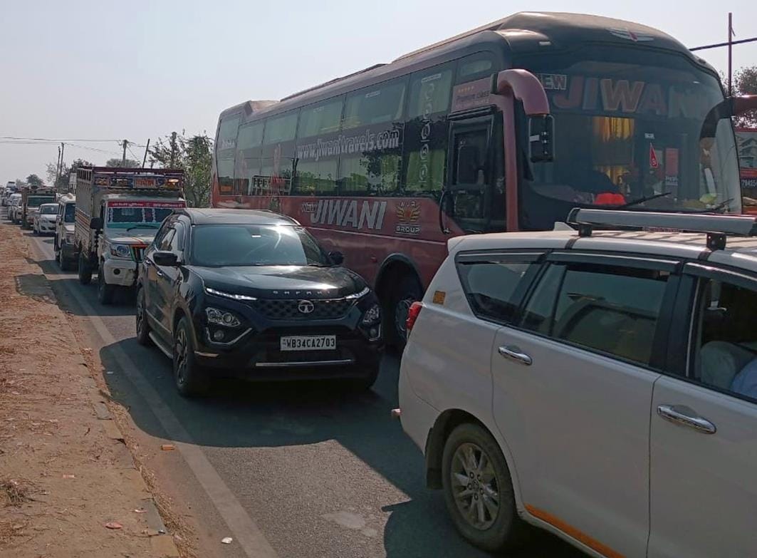 Jam in Haliyapur for seven hours