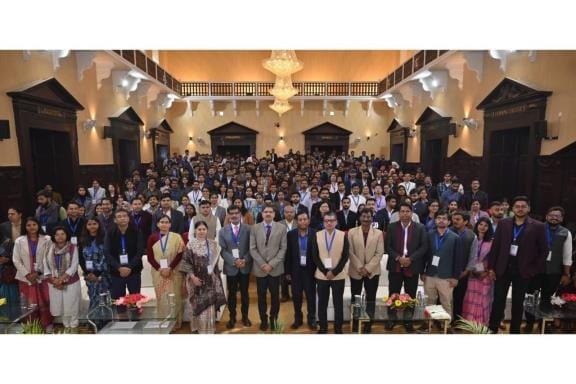 LU students discussed the India of their dreams