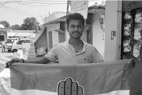 Congress leader dies in road accidentNakulnath mourns as unknown vehicle collides on Singodi