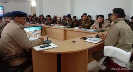 SP held a meeting with police officers and employees
