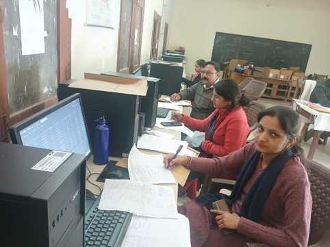2901 candidates took the practical exam on the last day
