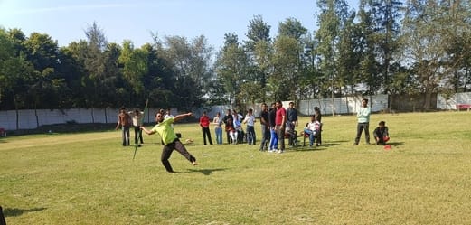 Diksha, Yuvraj won the five thousand meter running competition