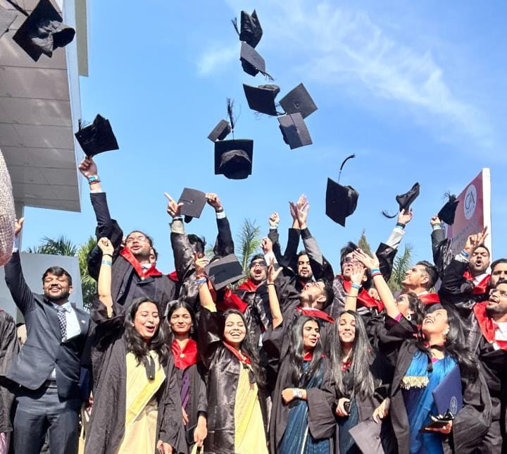 409 CAs got degrees in the convocation ceremony