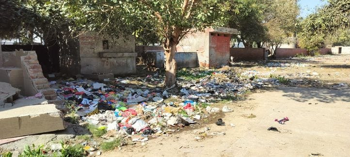 Look at the government... the bad condition of the city.