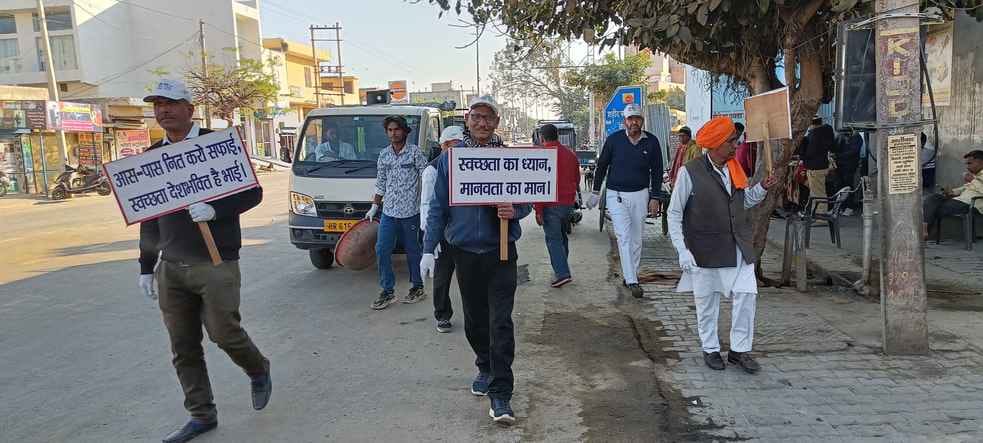 Put garbage only in Municipal Council vehicle: Save