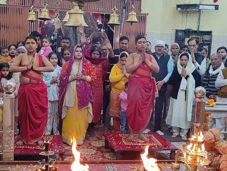 1.25 lakh Navarna mantra chanting, Shatchandi recitation and Yagya continue in Jayanti Devi temple.