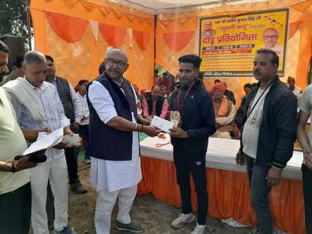 Ashu, Himanshu and Jaina Jat became the winners of the race
