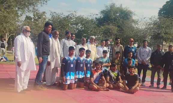 Nehrugarh team was the winner in volleyball and javelin team in Kabaddi.