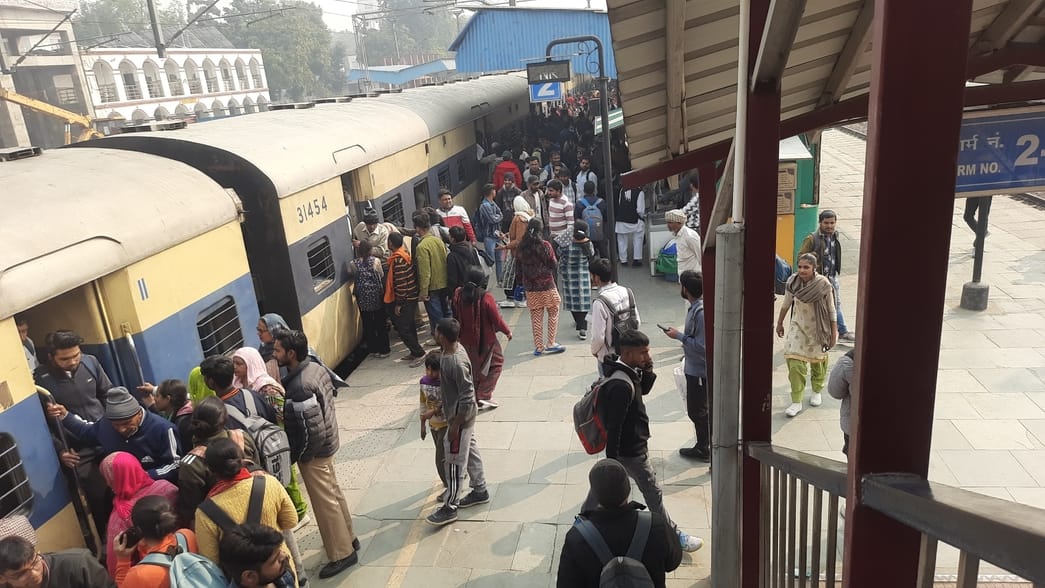 Due to non-interlocking work, the up-down Jammu Tawi Express will remain canceled for six days
