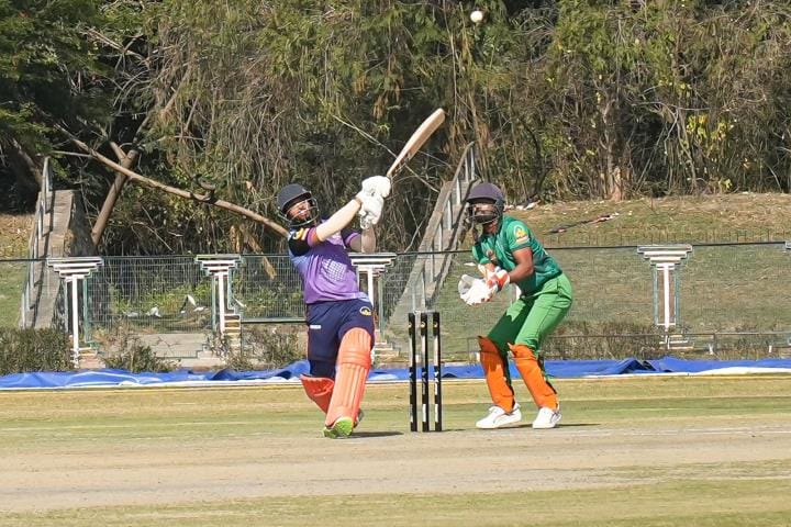 Wild Wood Warriors register second consecutive win due to Paras' all-round performance