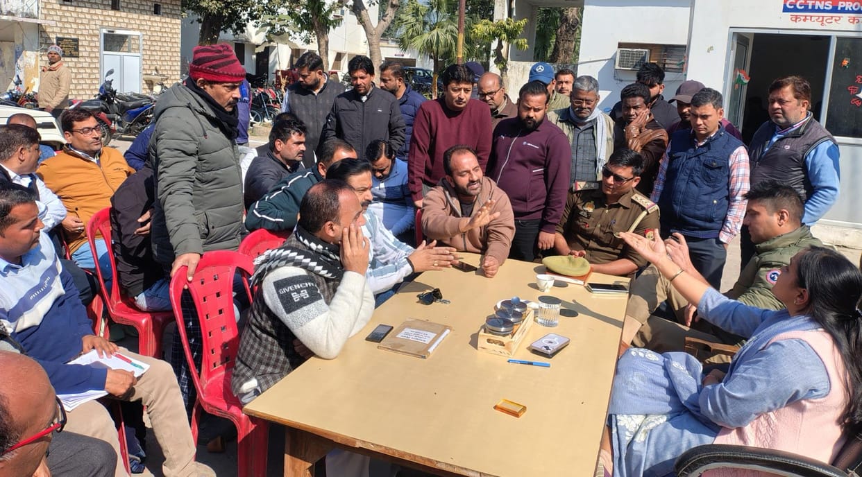 Advocate and contractor clashed over road blockade