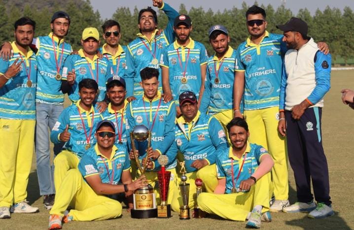 Hapur Strikers beat Knight Riders by four wickets
