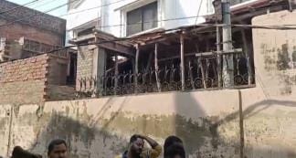 Casting of roof was done on government land, construction stopped