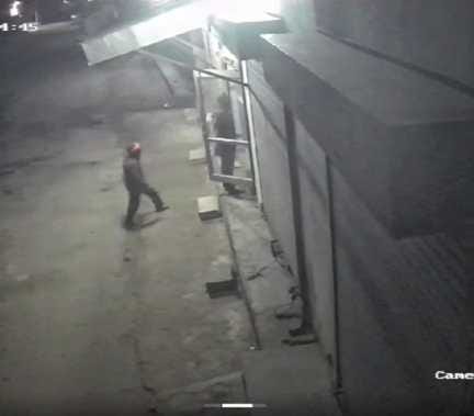 Thieves broke the locks of four shops