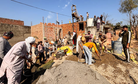 Dera Sacha Sauda servants built widow's house
