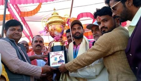 Belatal won the trophy by defeating Panwadi