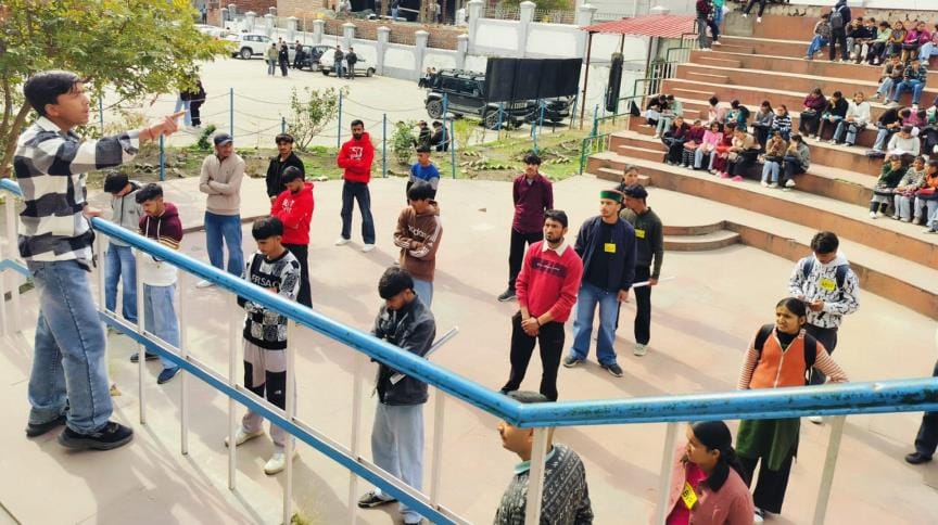 ABVP roars in Chamba College campus on student welfare issues