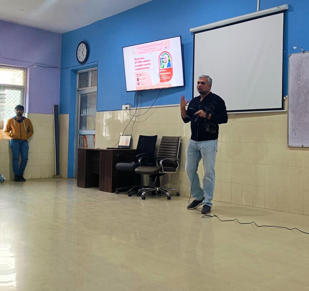 Explained the importance of cloud computing and AI