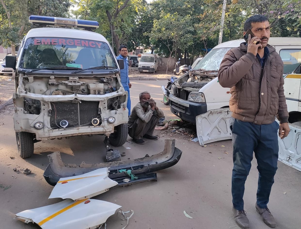 Operators are stealing parts from government ambulances and installing them in private ones