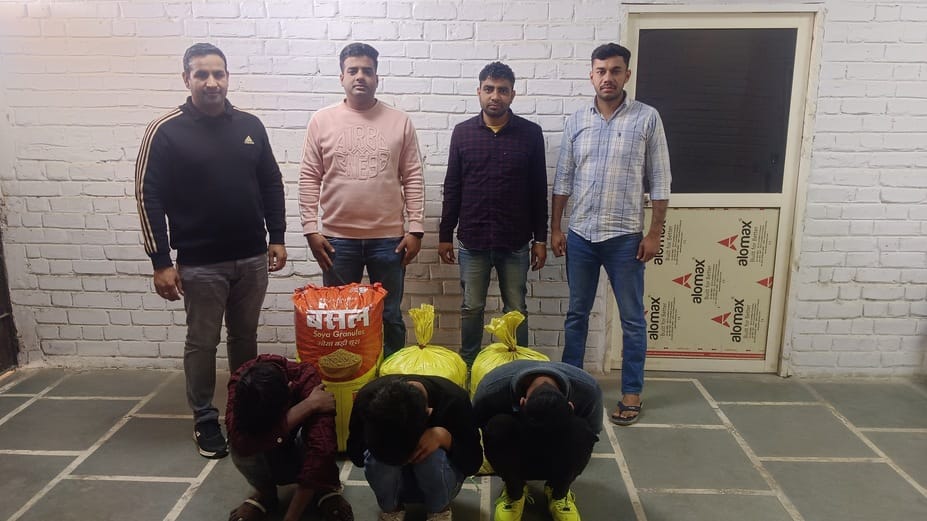 War against drugs... Three arrested with 60.6 kg doda and poppy husk