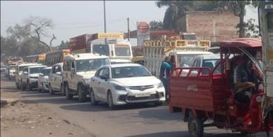 Jam at many places from Prayagraj to Ayodhya