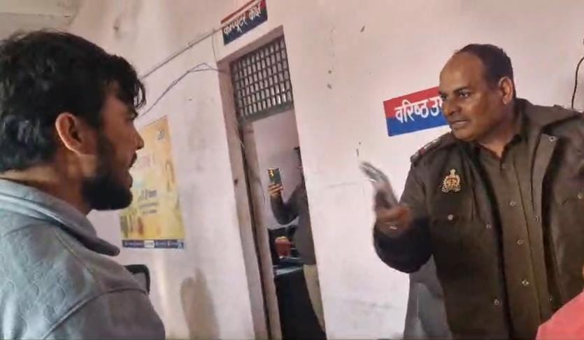 Madhuban- Youth create ruckus in Bapudham police station, video goes viral