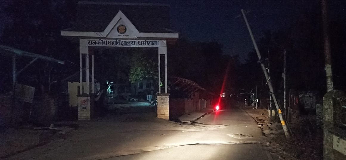 Dark roads are scaring on college road, lights become showpiece
