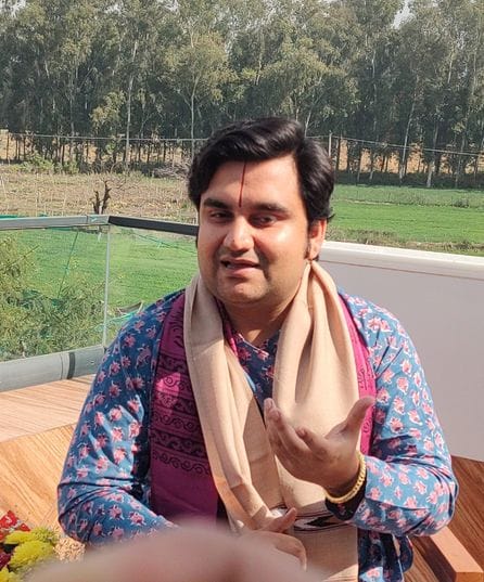 Some people create ostentation to spread hypocrisy: Indresh