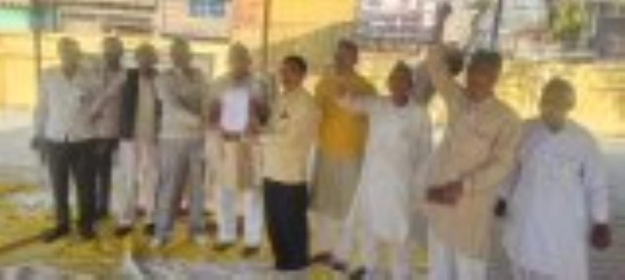 Farmers submitted memorandum against privatization of Electricity Corporation