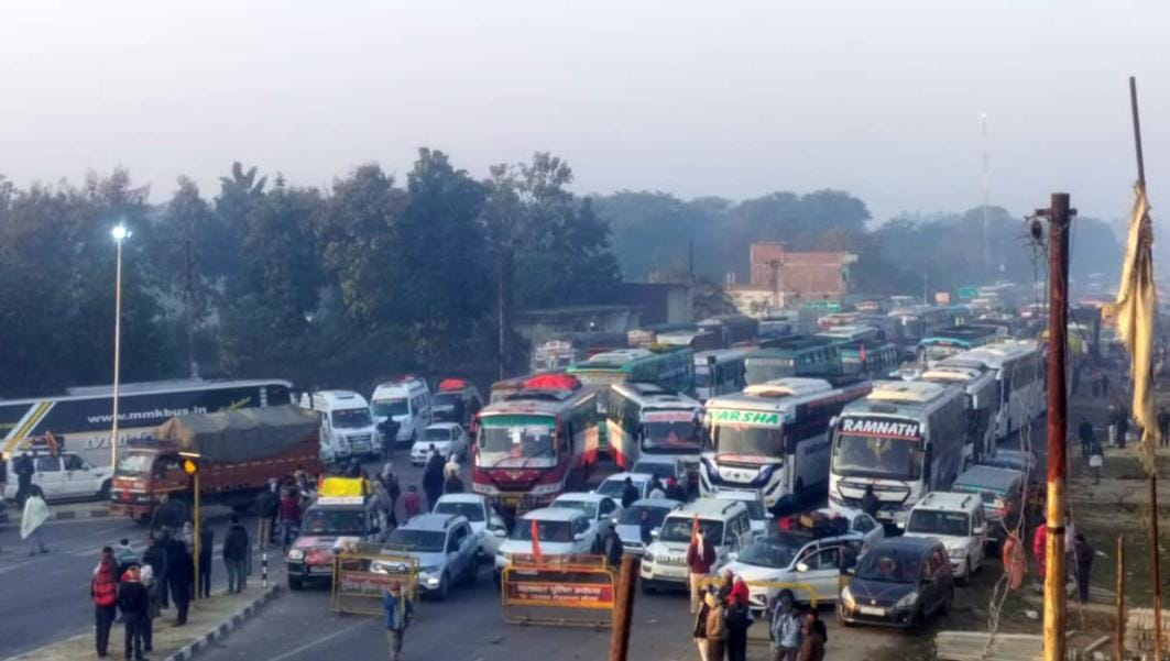 Devotees gathered, village roads along with the highway were jammed