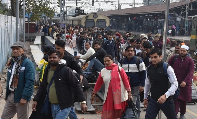 Fights in trains before Holi