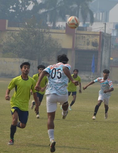 In the semi-finals, Pilibhit... Sitapur team defeated Badaun 2-0.