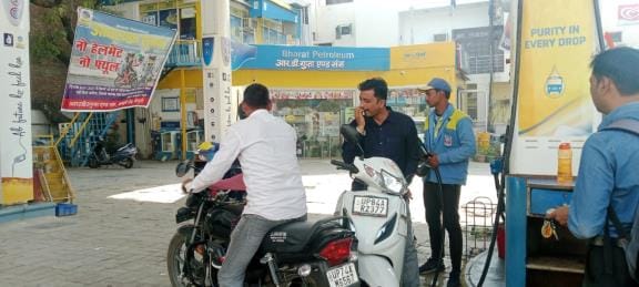 The order was given loudly, within 15 days the people responsible removed the matter.