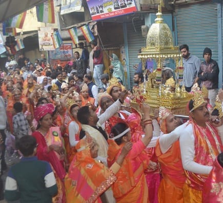 Ghat Yatra was taken out with great pomp and show with band players