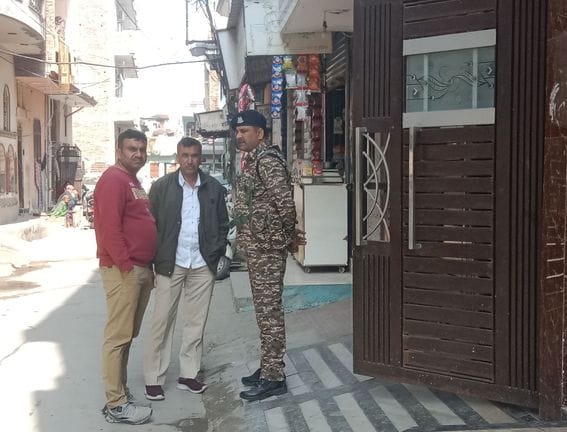 ED raids 15 places, evidence of recovery of Rs 65 crore recovered