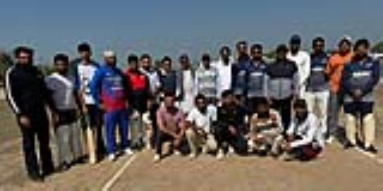 Cricket Mahakumbh begins in Phulkan, interesting matches took place on the first day