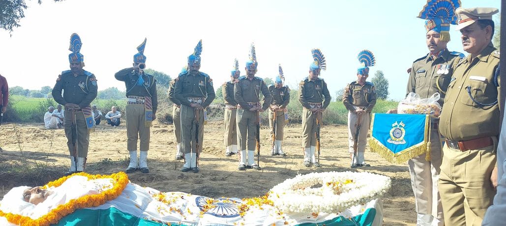Last farewell given to the soldier with tearful eyes