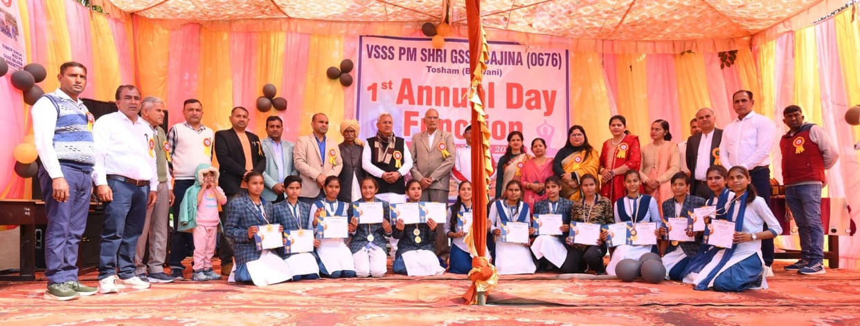 Assessing the purpose of the annual festival and encouraging them: Principal Poonia